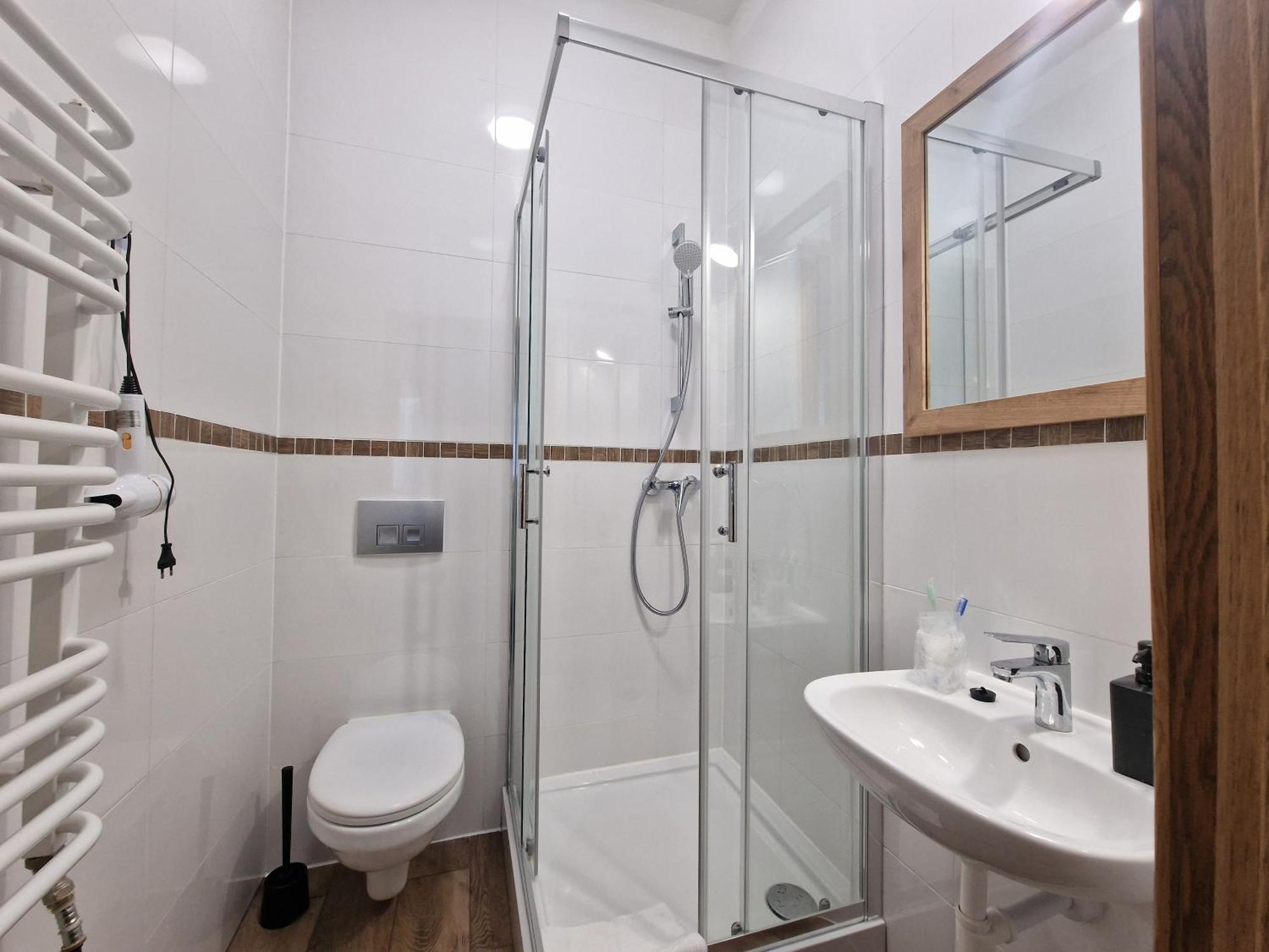 Helvetia Plus B&B - Private Rooms And Apartments Warszawa Eksteriør billede